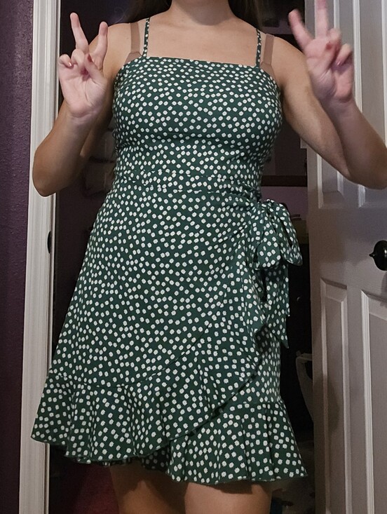 Zaful Dresses & Skirts - NWT Zaful Size 6 Green Ditzy Floral Tie-Side Ruffle Mini Dress